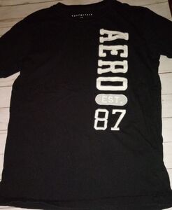 Boy's black and white AERO EST 87 GRAPHIC TEE